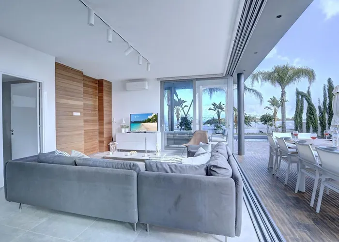 Limni Dyo - Luxurious Contemporary 3 Bedroom With Sea Views And Hot * Paralimni