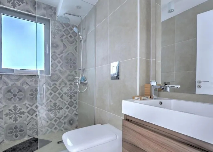 Limni Dyo - Luxurious Contemporary 3 Bedroom With Sea Views And Hot Villa