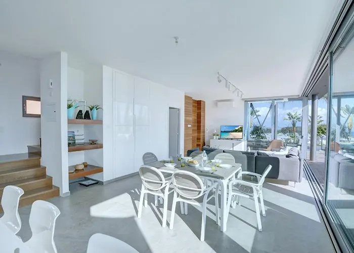 Limni Dyo - Luxurious Contemporary 3 Bedroom With Sea Views And Hot * Paralimni