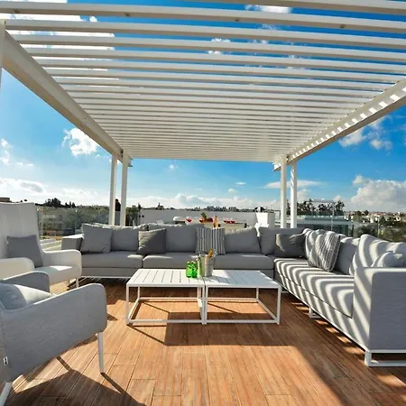 Limni Dyo - Luxurious Contemporary 3 Bedroom With Sea Views And Hot Tub Villa