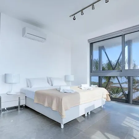 Villa Chivon Aq Wp8 * Paralimni