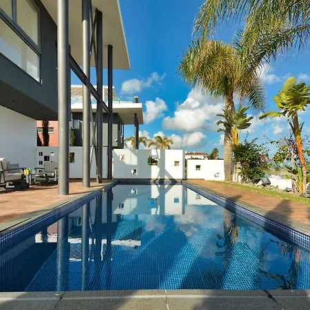 Limni Dyo - Luxurious Contemporary 3 Bedroom With Sea Views And Hot