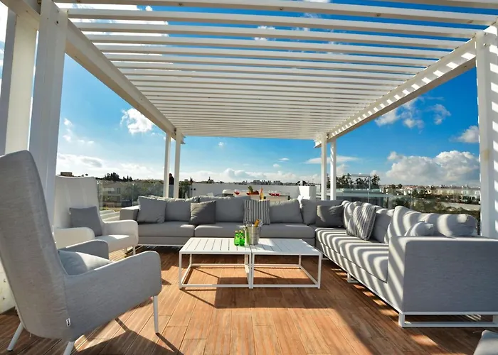 Limni Dyo - Luxurious Contemporary 3 Bedroom With Sea Views And Hot Vila