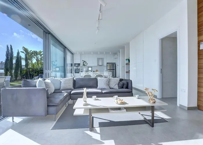 Vila Limni Dyo - Luxurious Contemporary 3 Bedroom With Sea Views And Hot *